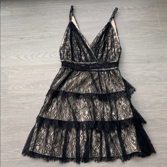 Alice + Olivia Dresses & Skirts - Alice + Olivia black lace dress
